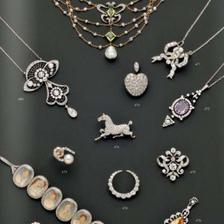 時光的華章 精美古董珠寶首飾的永恒魅力